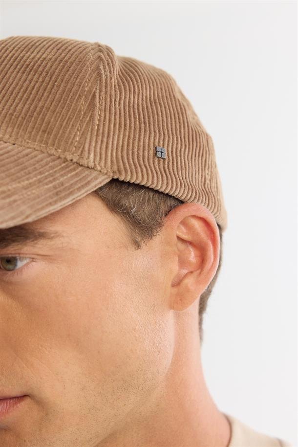 Vizon %100 Pamuk Fitilli Kadife Spor Şapkası