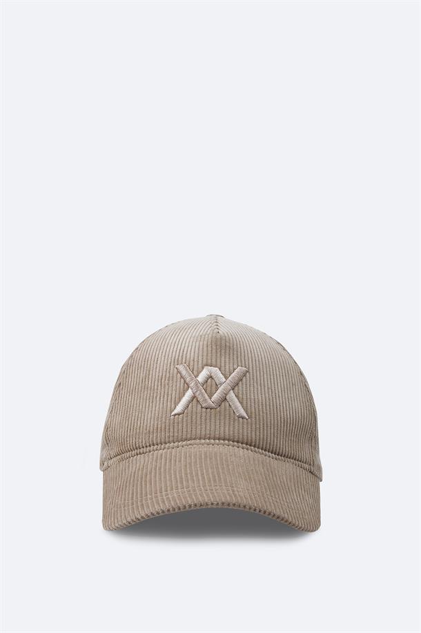 Vizon %100 Pamuk Önü Nakış Detaylı Kadife Spor Şapka