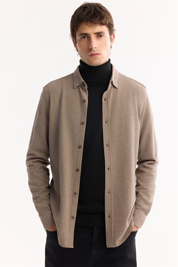 Vizon Düğmeli Yaka Pamuklu Dokulu Gömlek