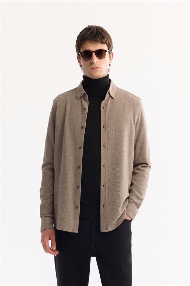 Vizon Düğmeli Yaka Pamuklu Dokulu Gömlek
