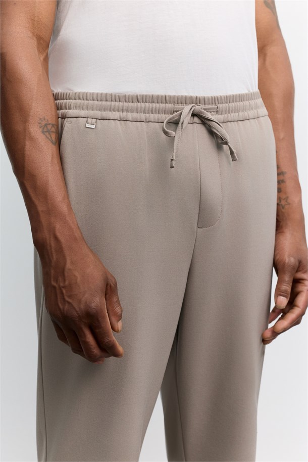 Vizon Beli Lastikli Bağcıklı Jogger Relaxed Fit Pantolon