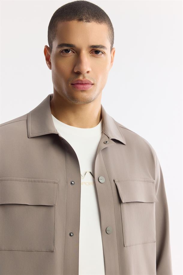 Vizon Klasik Yaka Kırışmaz Gömlek Ceket