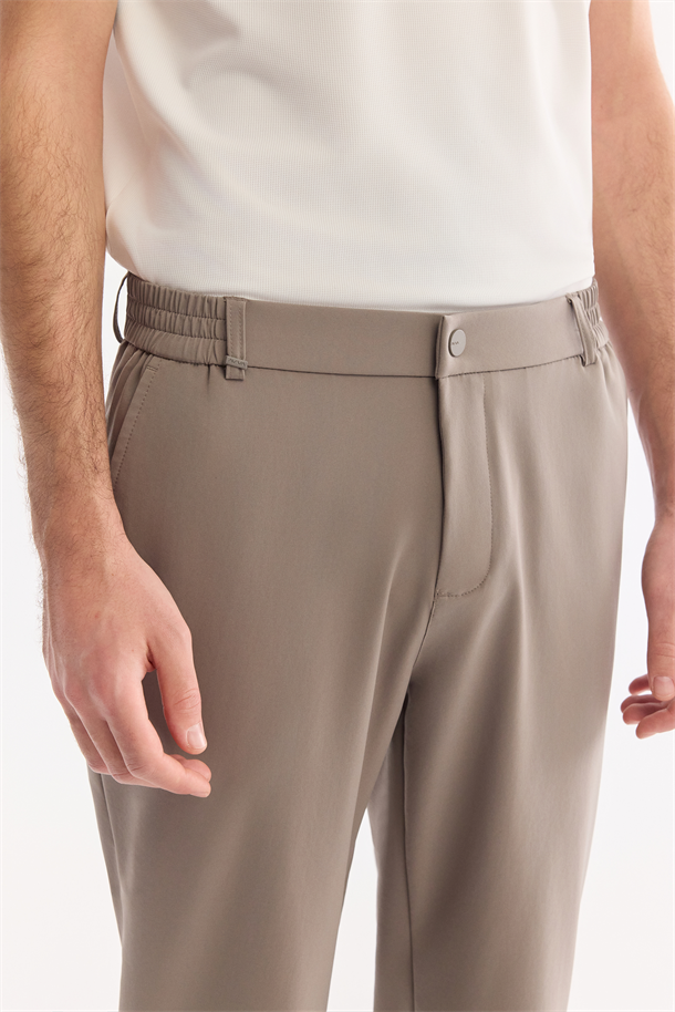 Vizon Yanı Lastikli Kırışmaz Teknik Kumaş Chino Pantolon