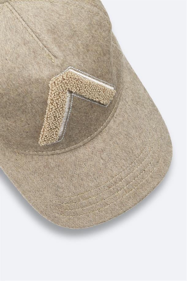 Vizon Yün Karışımlı Önü Nakış Detaylı Kaşe Şapka