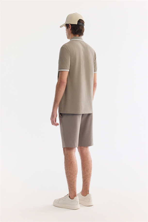 Yeşil Kıvrılmaz Polo Yaka Pamuklu Teknik Kumaş T-Shirt