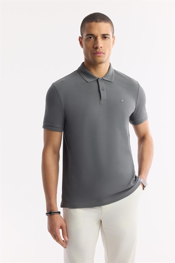 Antrasit %100 Pamuk Hızlı Kuruyan Kıvrılmayan Polo Yaka T-Shirt