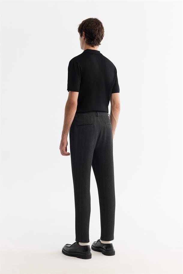 Antrasit Balık Sırtı Dokulu Yanı Lastikli Chino Slim Fit Pantolon