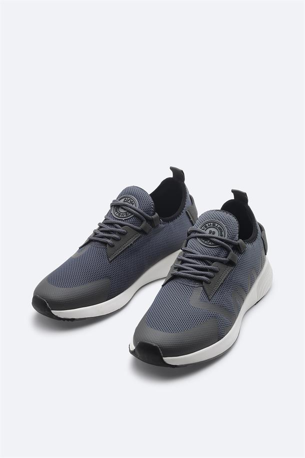 Anthracite Sneakers