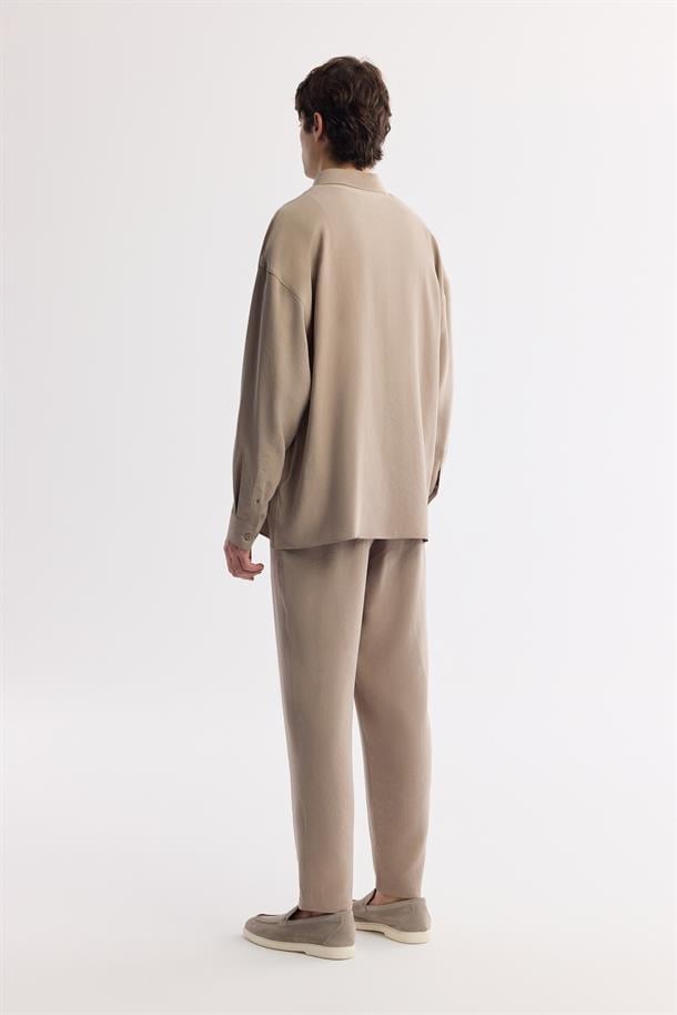Bej Alttan Britli Yaka Modal Karışımlı Rahat Kesim Oversize Fit Gömlek