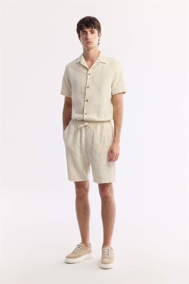Bej Beli Lastikli %100 Pamuk Desenli Etenna Relaxed Fit Şort