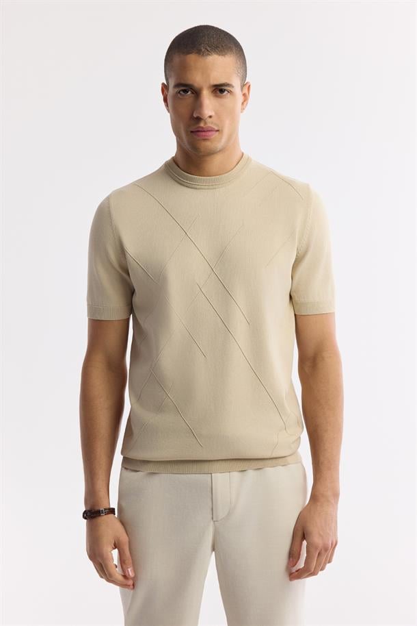 Bej Bisiklet Yaka Geometrik Desen Detaylı Rayon Triko T-shırt