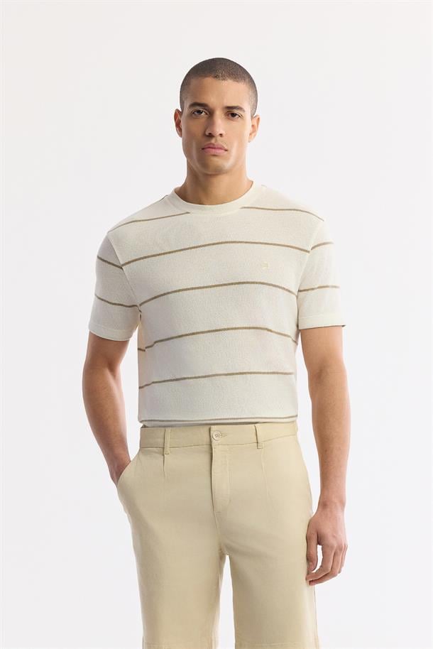 Bej Klasik Bel Apolet Detaylı Selge Relaxed Fit Şort