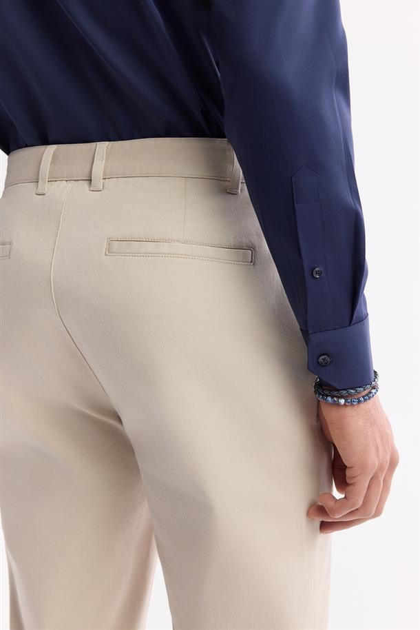 Bej Klasik Bel Armürlü Pamuk Karışımlı Lamus Slim Fit Chino Pantolon
