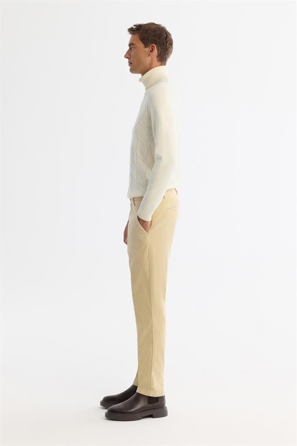 Bej Klasik Bel Kalın Fitilli Kadife Chino Garni Detaylı Relaxed Fit Pantolon
