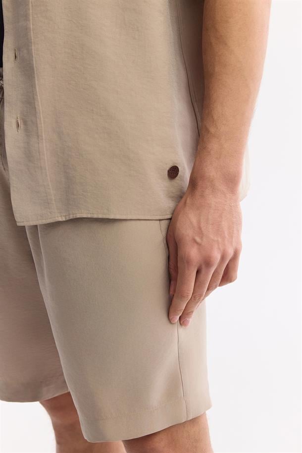 Bej Küba Yaka Modal Karışımlı Oversize Fit Kısa Kol Gömlek