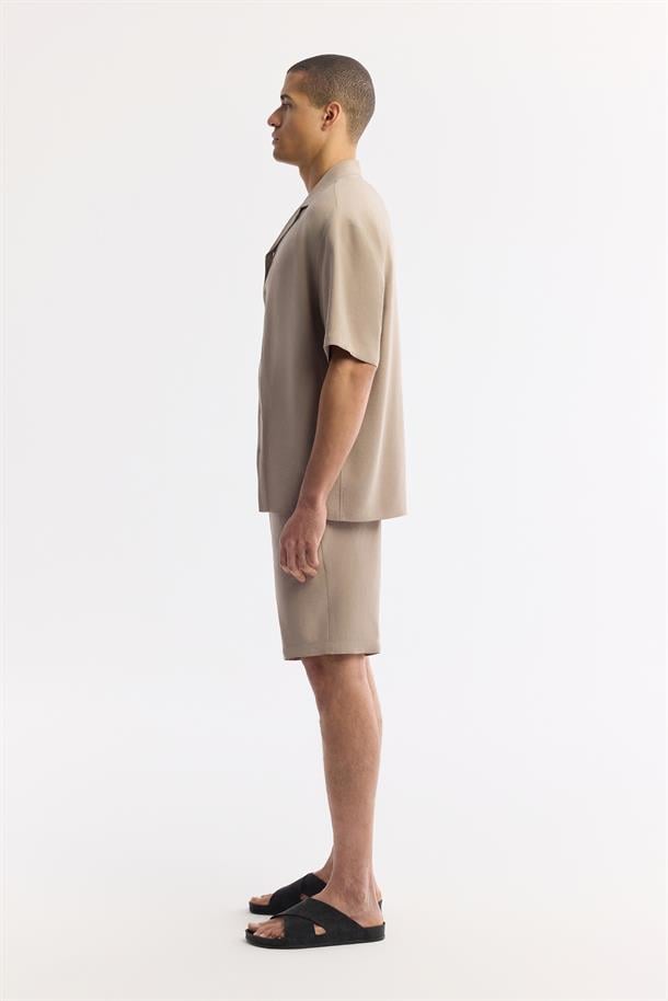 Bej Küba Yaka Modal Karışımlı Oversize Fit Kısa Kol Gömlek
