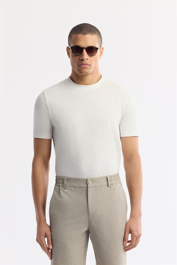 Bej Yanı Lastikli Gofreli Olympos Relaxed Fit Chino Şort