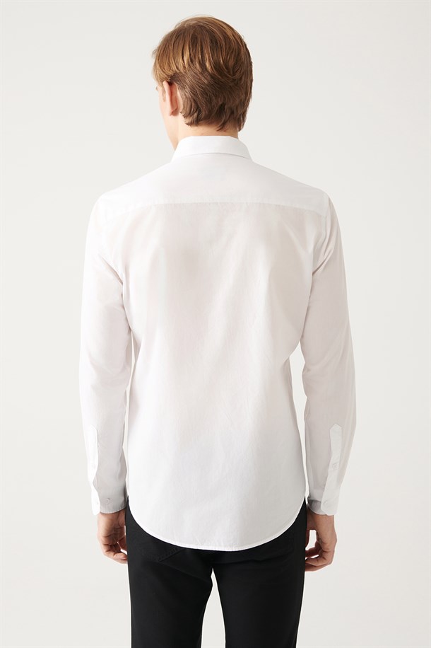 Beyaz Basic Pamuklu Gömlek