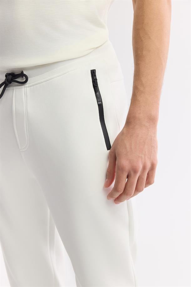 Beyaz Beli Lastikli Bağcıklı Yandan Fermuarlı Cepli İnterlok Jogger