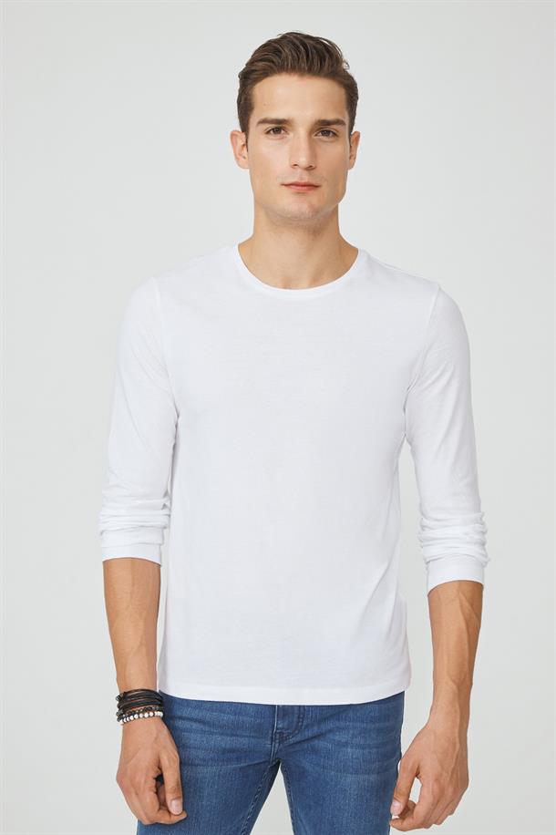 Beyaz Bisiklet Yaka Basic Uzun Kol Slim Fit T-Shirt