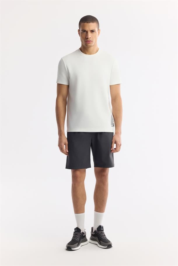 Beyaz Bisiklet Yaka Baskılı Bi Stretch İnterlok T-Shirt