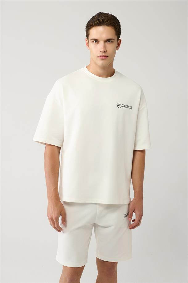Beyaz Bisiklet Yaka Oversize Baskılı T-shirt, Örme Regular Şort 2 iplik Takım