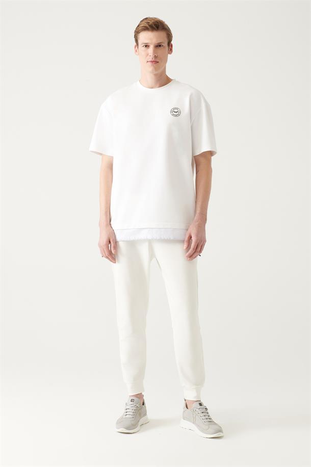 Beyaz Bisilet Yaka Garni Parçalı T-Shirt