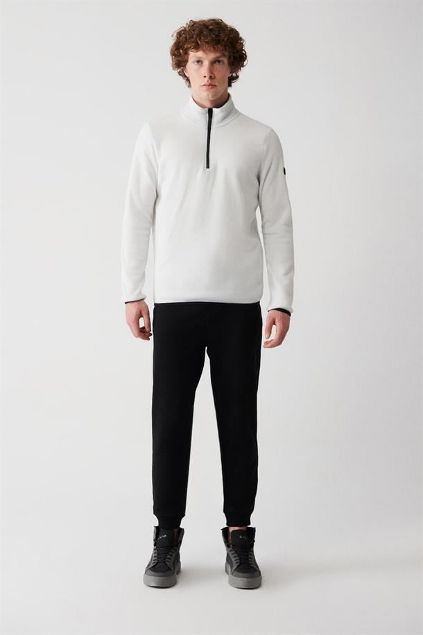 Beyaz Dik Yaka Basic Yarım Fermuarlı Regular Fit Standart Kesim Polar Sweatshirt
