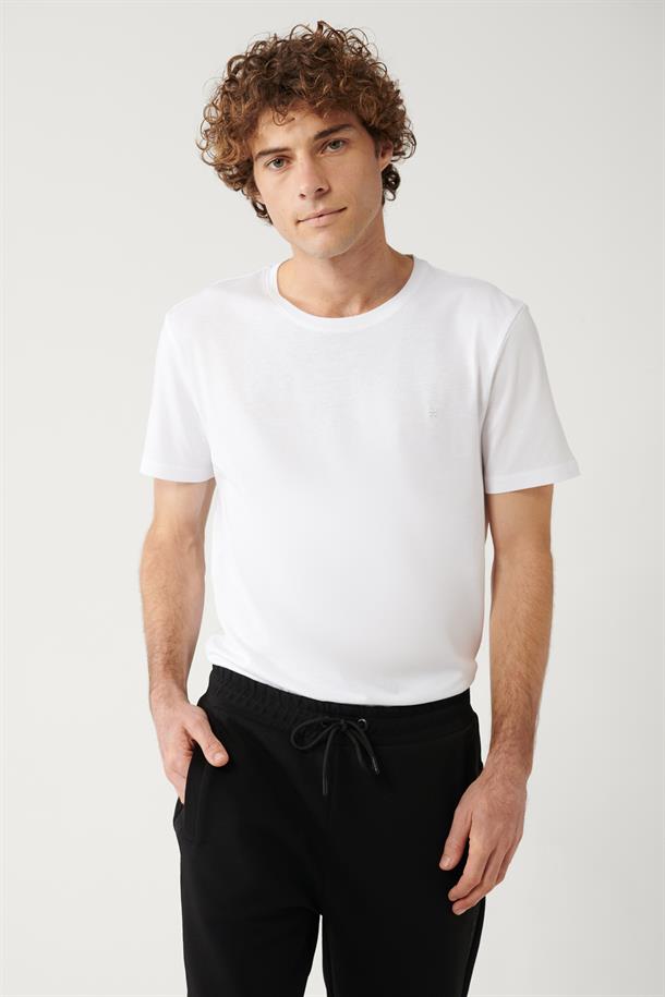 Beyaz Ultrasoft Bisiklet Yaka Düz Regular Fit Standart Kesim Modal T-Shirt
