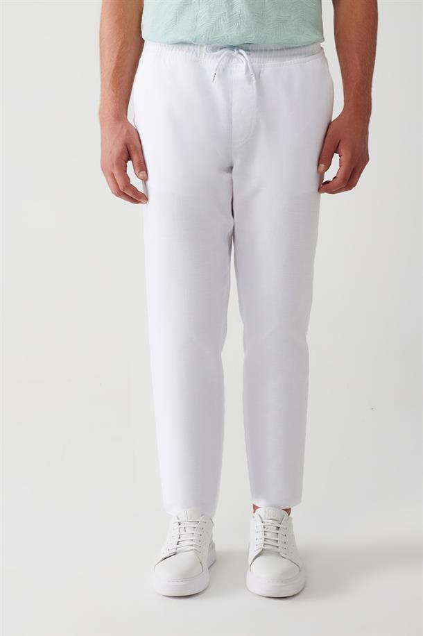 Beyaz Yandan Cepli Beli Lastikli Keten Dokulu Relaxed Fit Rahat Kesim Pantolon