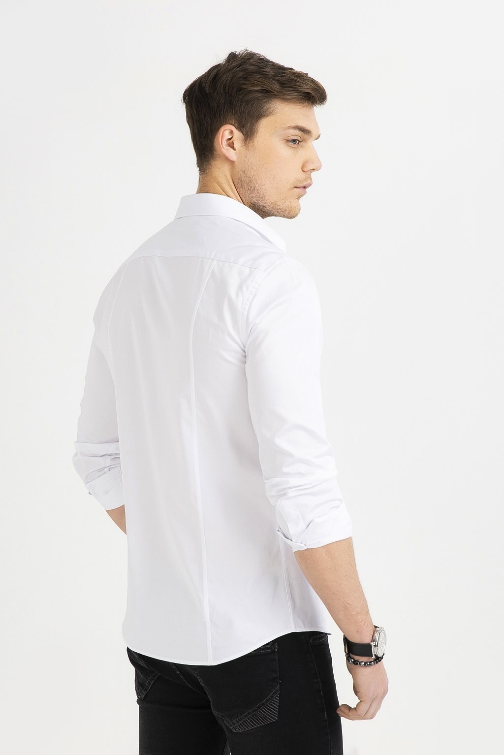 Beyaz Düz Klasik Yaka Slim Fit Gömlek A92B2217-05 - AVVA