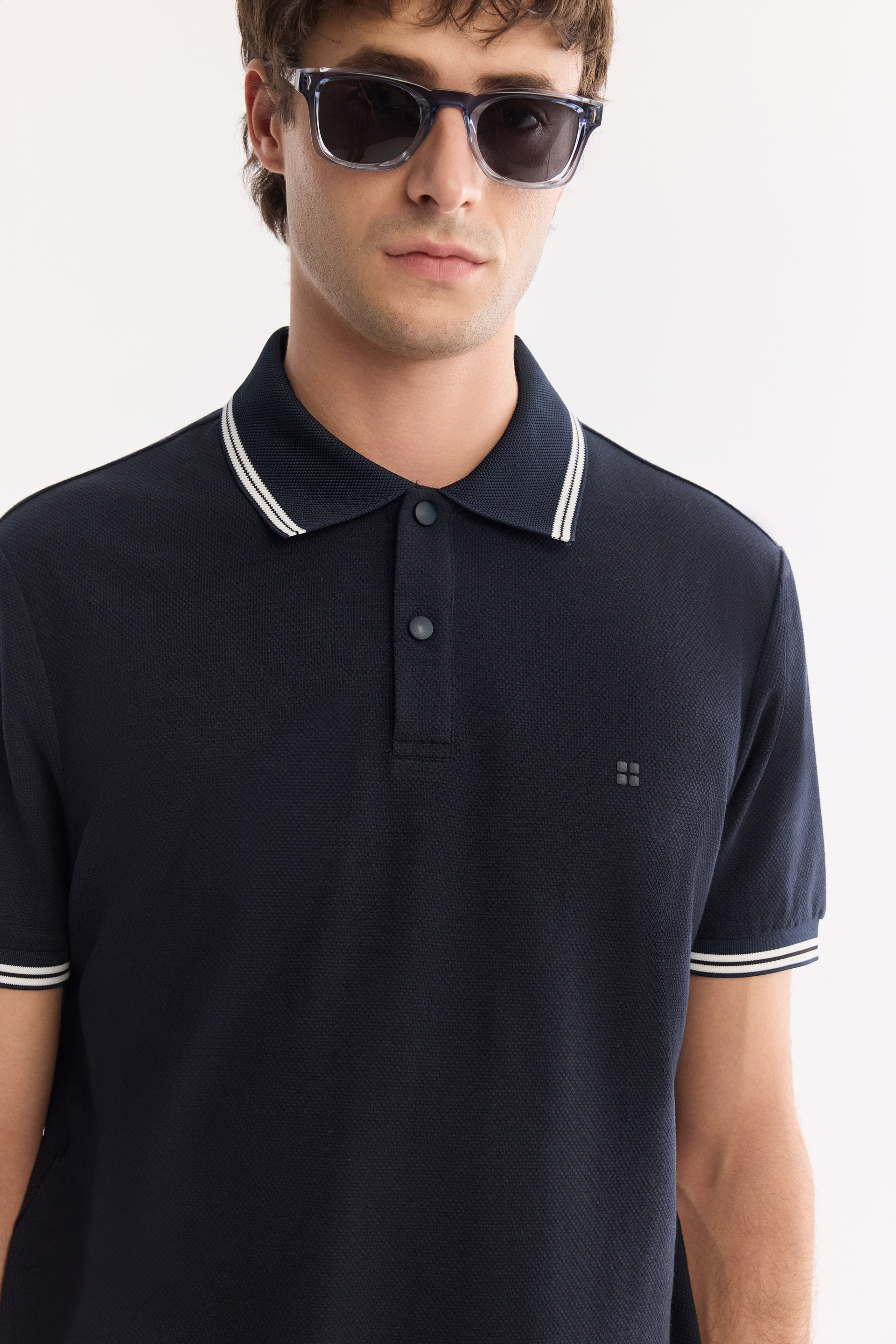 Lacivert Kıvrılmaz Polo Yaka Pamuklu Teknik Kumaş T-Shirt | AVVA