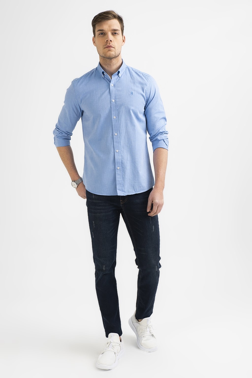Açık Mavi Oxford Klasik Yaka Slim Fit Gömlek A01S2272-78 - AVVA