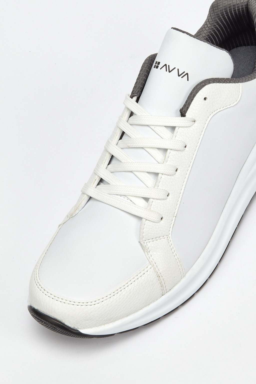 Beyaz Spor Ayakkabı A02Y8026-05 - AVVA