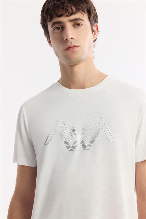 Ekru Bisiklet Yaka Baskılı Shoft Touch Flamlı T-Shirt