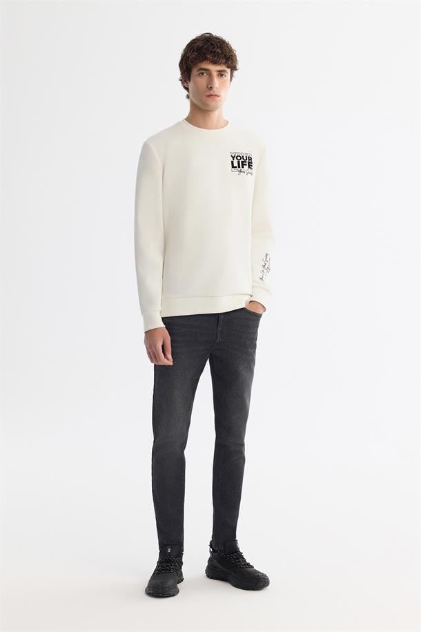 Ekru Bisiklet Yaka Baskılı Sweetshirt