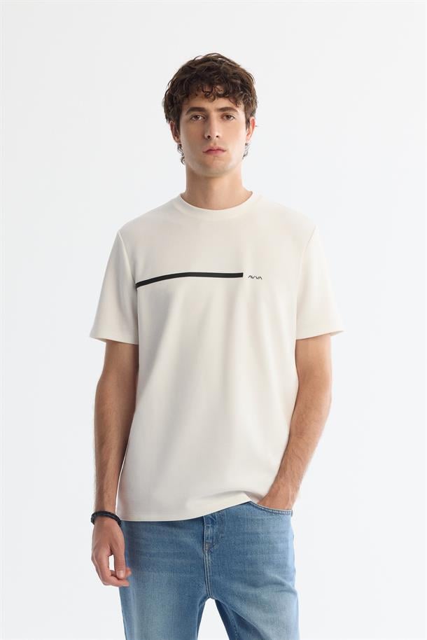 Ekru Bisiklet Yaka Baskılı T-Shirt