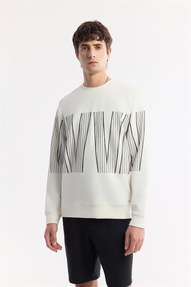Ekru Bisiklet Yaka Silikon Transfer Baskılı İnterlok Sweatshirt
