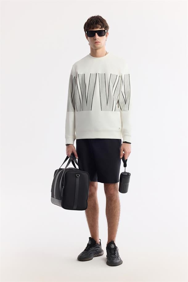 Ekru Bisiklet Yaka Silikon Transfer Baskılı İnterlok Sweatshirt