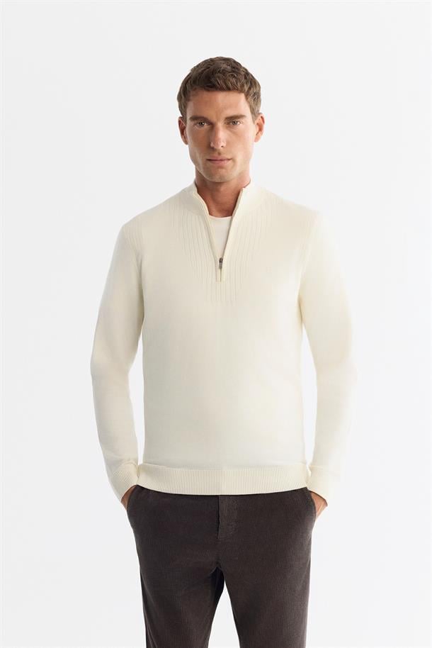 Ecru Half-Zip Mock Turtleneck Jumper