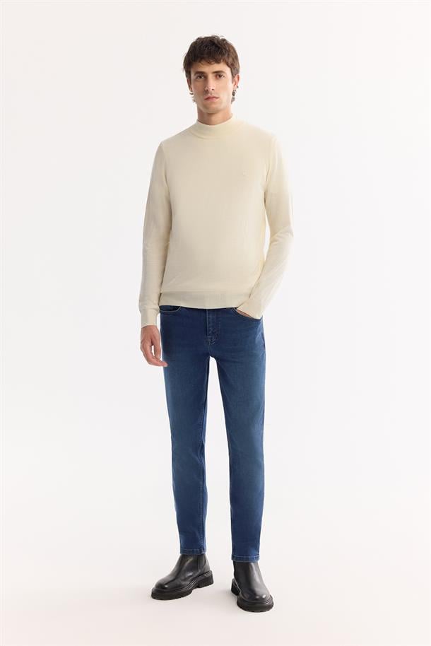Ecru Wool Blend Mock Turtleneck Jumper