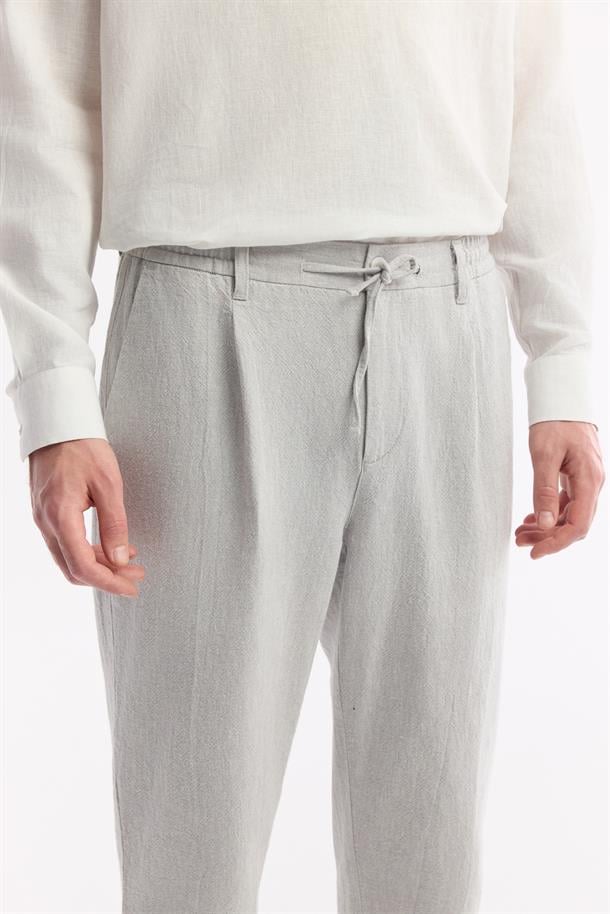 Gri Beli Lastikli Bağcıklı Ketenli Pamuk Dokulu Korikos Relaxed Fit Chino Pantolon