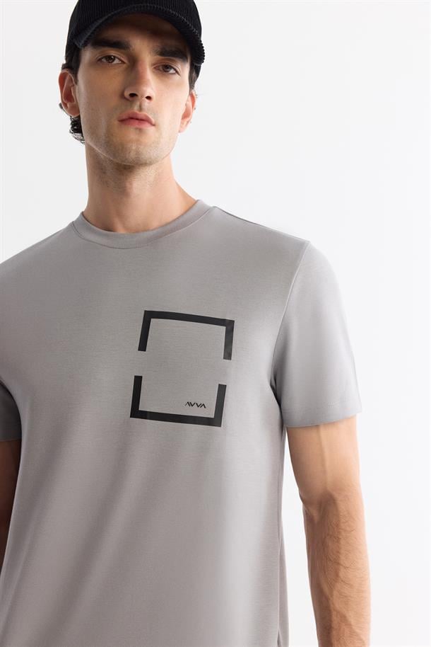 Gri Bisiklet Yaka Baskılı T-Shirt