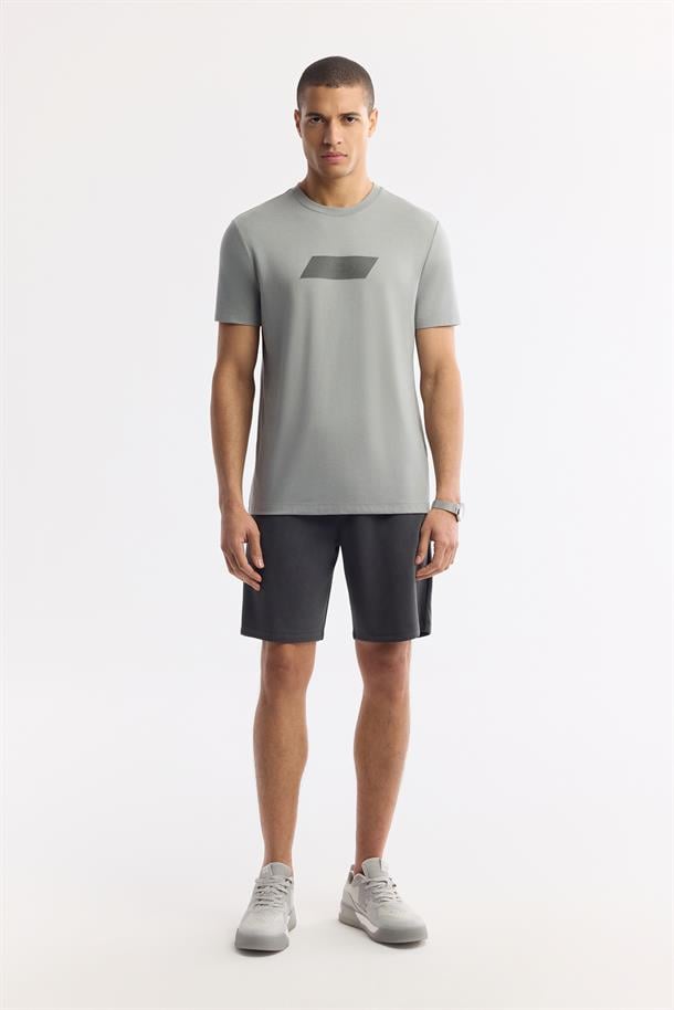 Gri Bisiklet Yaka Hareketli Hologram Baskılı Shoft Touch T-Shirt