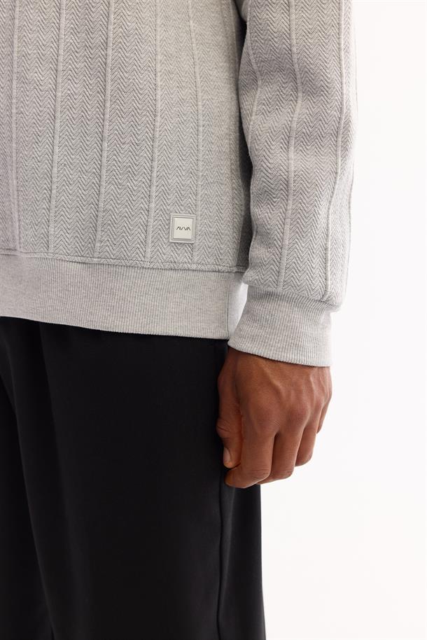 Gri Bisiklet Yaka Jakarlı Sweatshirt