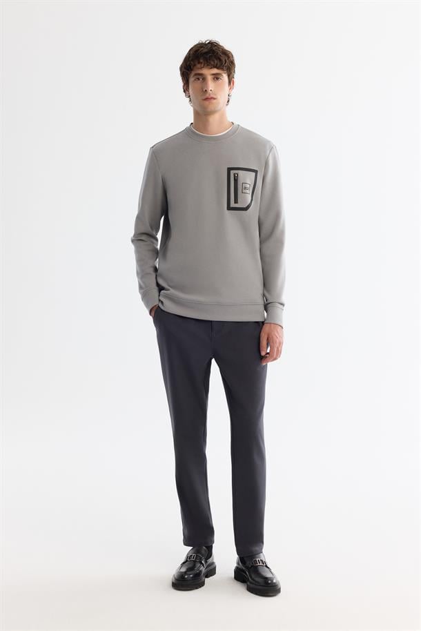Gri Bisiklet Yaka Pamuklu Baskılı Sweatshirt