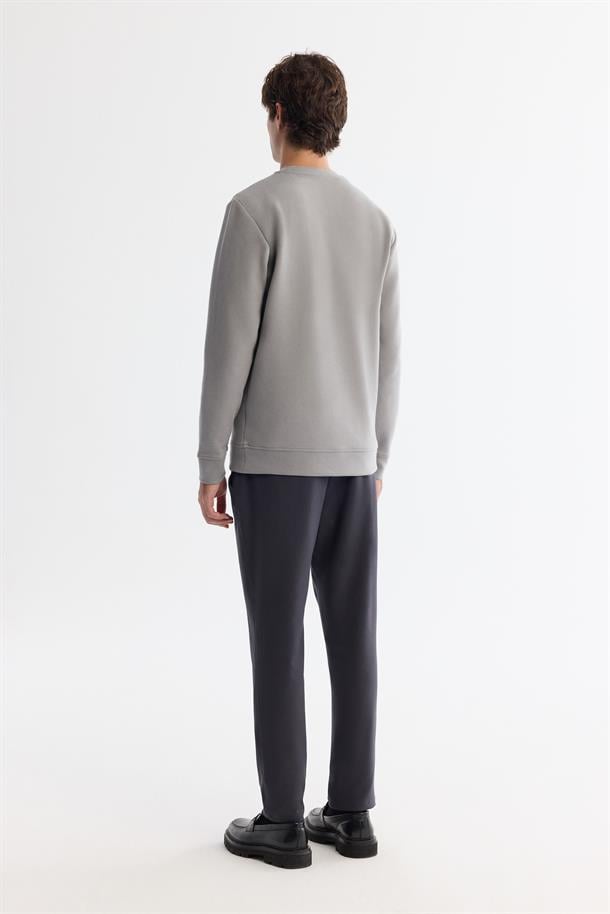 Gri Bisiklet Yaka Pamuklu Baskılı Sweatshirt