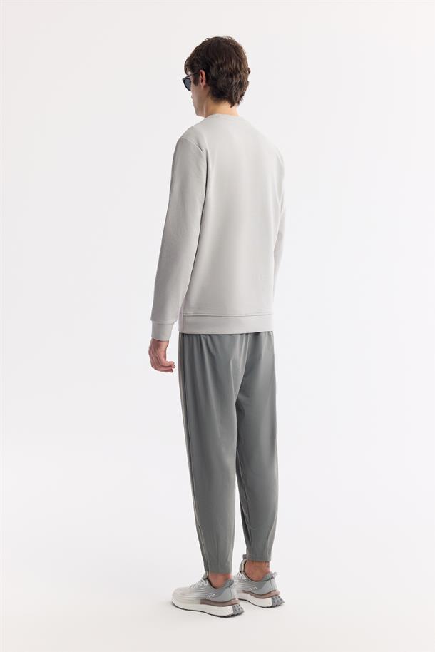 Gri Bisiklet Yaka Silikon Transfer Baskılı İnterlok Sweatshirt