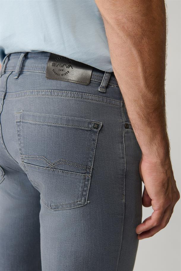 Gri Bıyık Eskitme Yıkamalı Slim Fit Jean Pantolon 