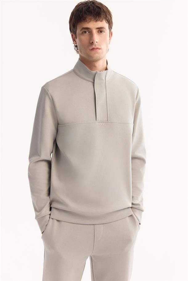 Gri Dik Yaka  Fermuarlı Gizli Pat  İnterlok Sweatshirt
